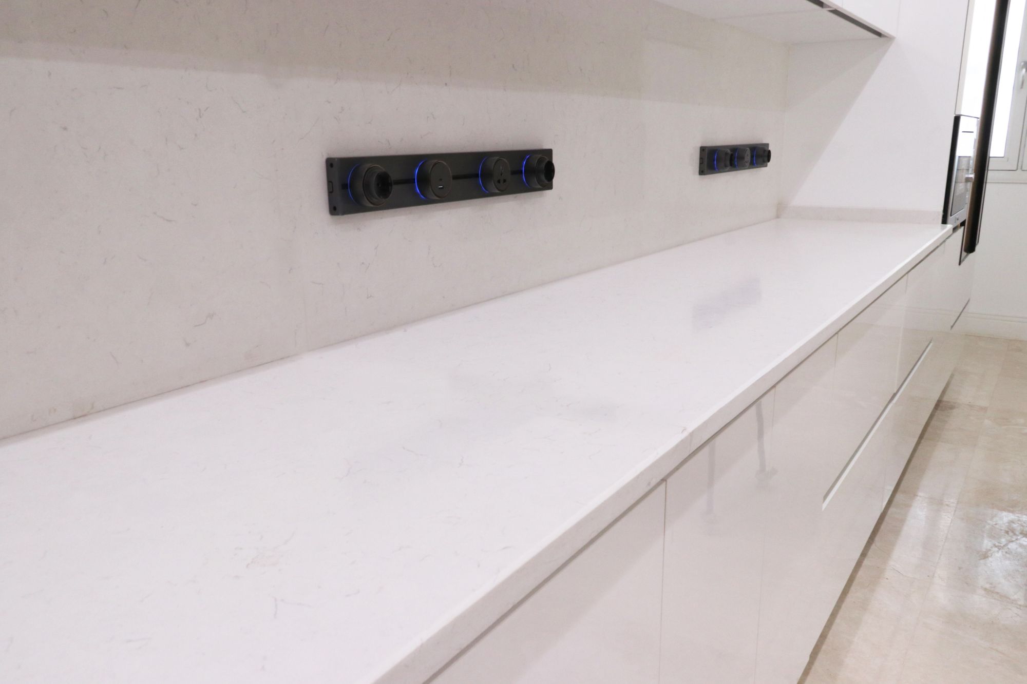 Carrara White Kitchen - A Unique Design That Touches Luxury