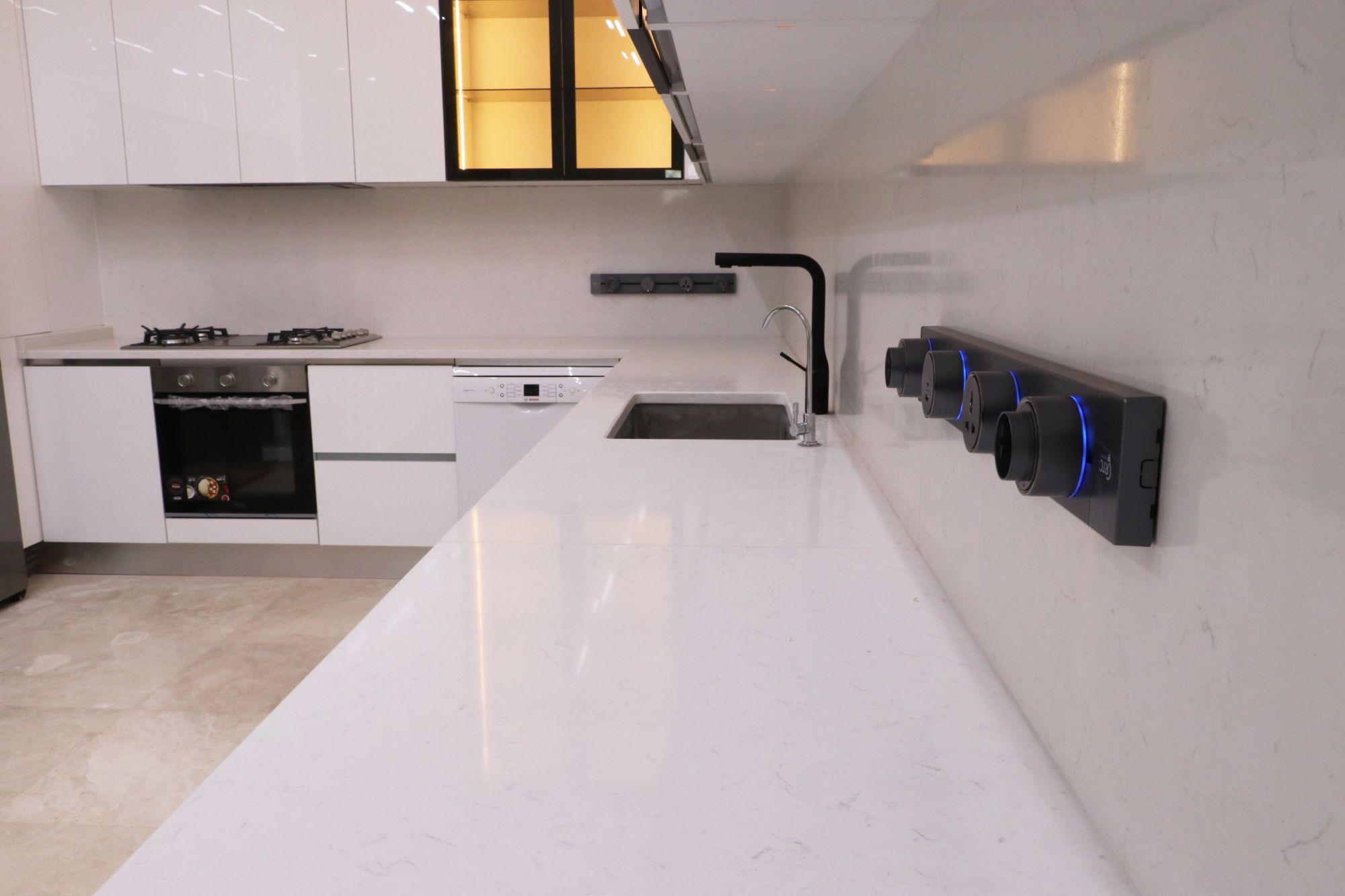 Carrara White Kitchen - A Unique Design That Touches Luxury