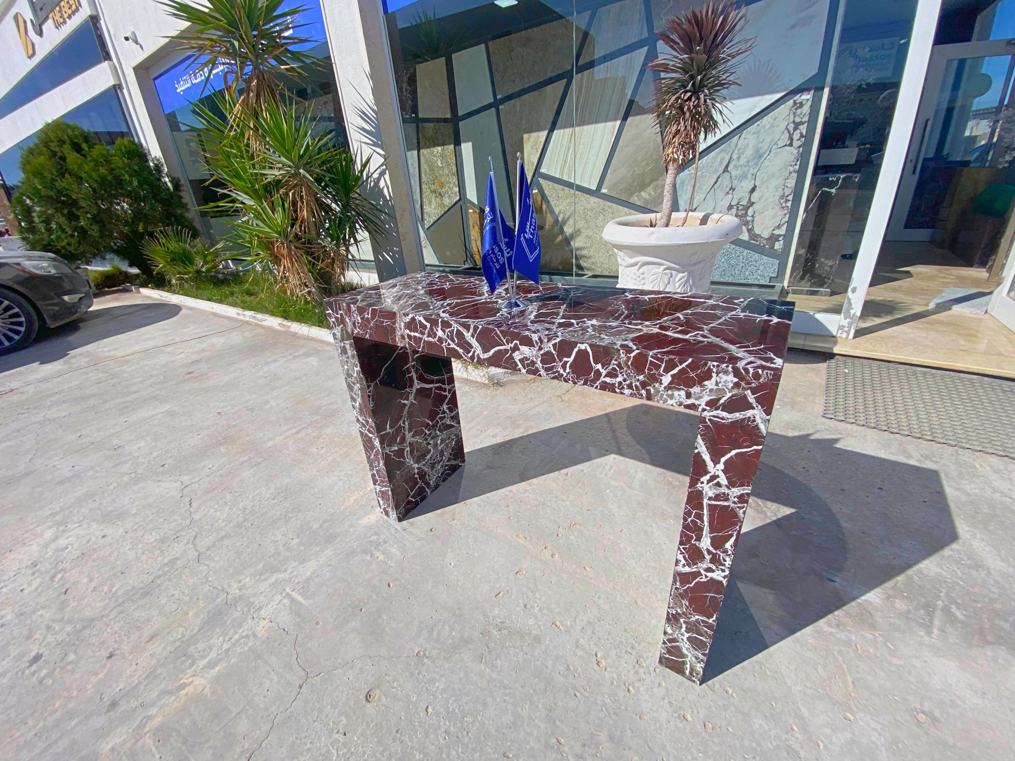 Console Table - Flaunting Luxury and Unparalleled Elegance